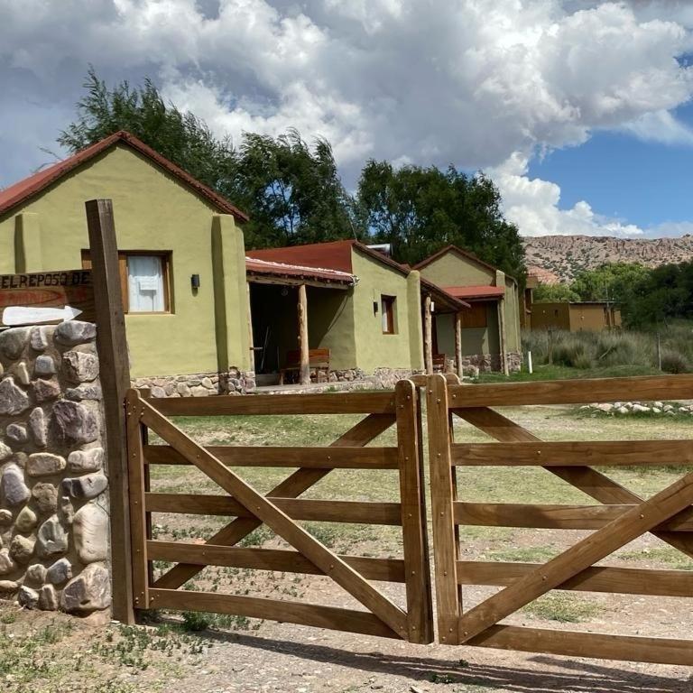 Cabanitas El Reposo Humahuaca Exterior foto